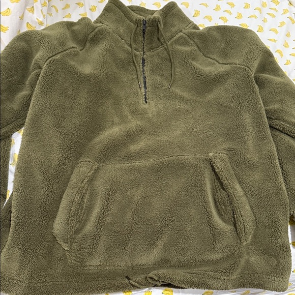 American Eagle Outfitters Other - AMERICAN EAGLE ARMY GREEN 3/4 ZIP TEDDY FLEECE MEN’S XL NWT!!